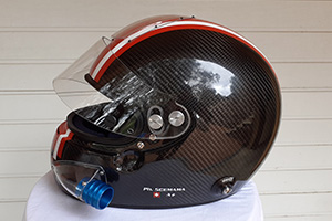 Casque décoré (Gauche)